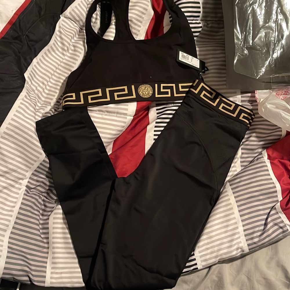 BNWT Versace 2 piece size large